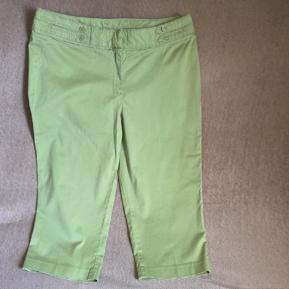 New Directions Light Green Women's Bermudas